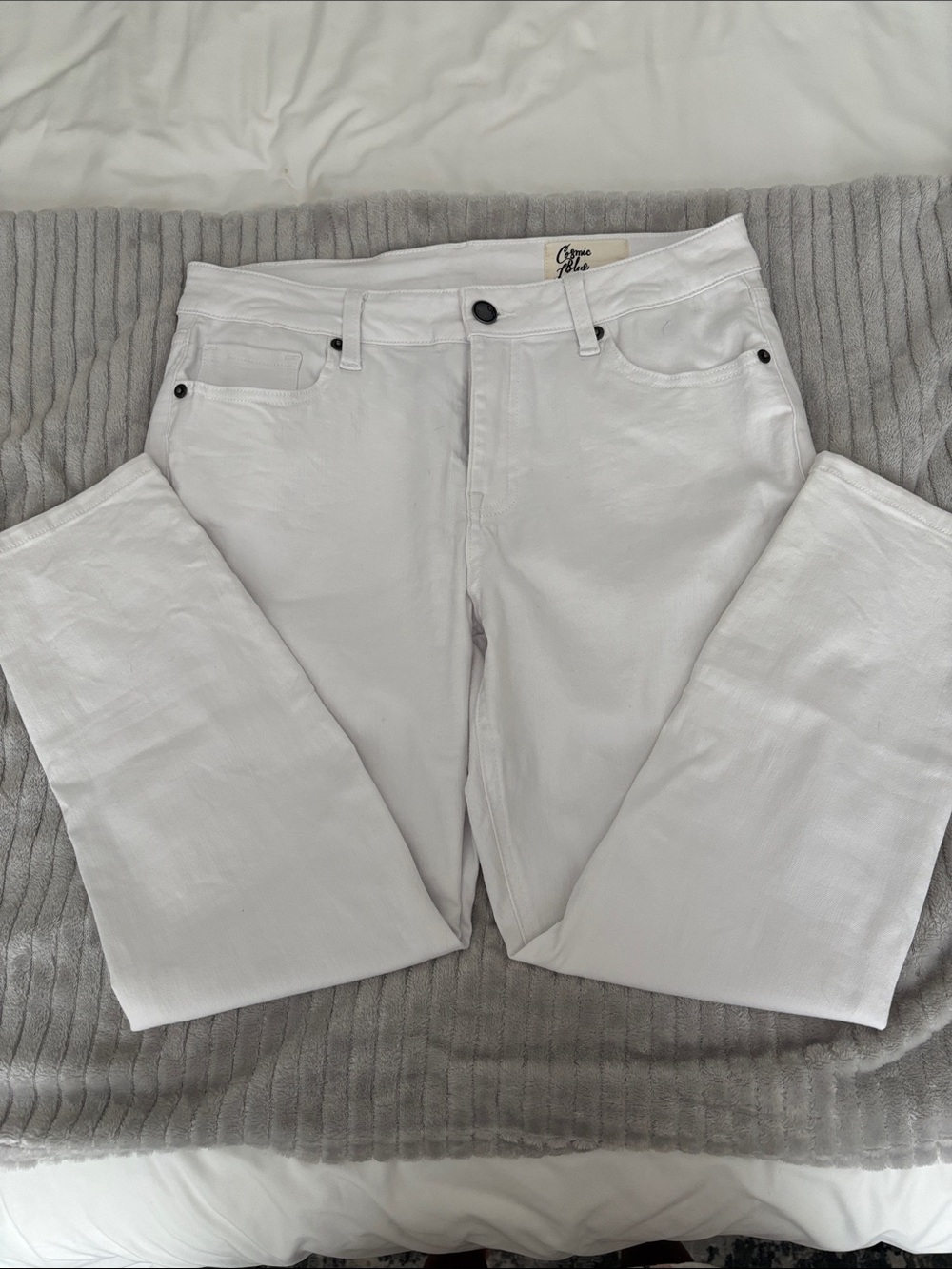 Women's Straight Leg Jeans in White